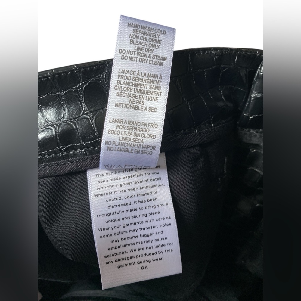 Good American Vegan Croc-Embossed Leather Pants - Picture 7 of 7